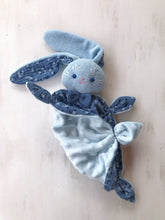 Carica l'immagine nel visualizzatore di Gallery, DOUDOU per neonato in mussola e minky pile