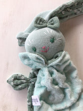 Carica l'immagine nel visualizzatore di Gallery, DOUDOU per neonato in mussola e minky pile