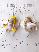 Carica l'immagine nel visualizzatore di Gallery, Bambolina in stoffa per DECORAZIONE NATALIZIA