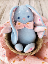 Carica l'immagine nel visualizzatore di Gallery, CONIGLIO in microspugna elastica e mussola
