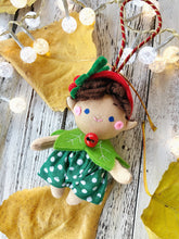 Carica l'immagine nel visualizzatore di Gallery, ELFI fatti a mano per DECORAZIONE NATALIZIA