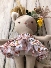 Carica l'immagine nel visualizzatore di Gallery, GATTO di pezza, dipinto e ricamato a mano